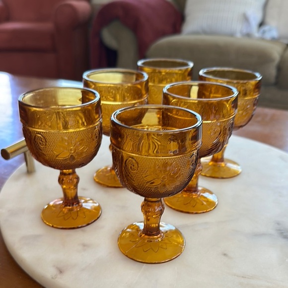 Vintage Amber glass Goblet Set of 6 - Picture 3 of 11